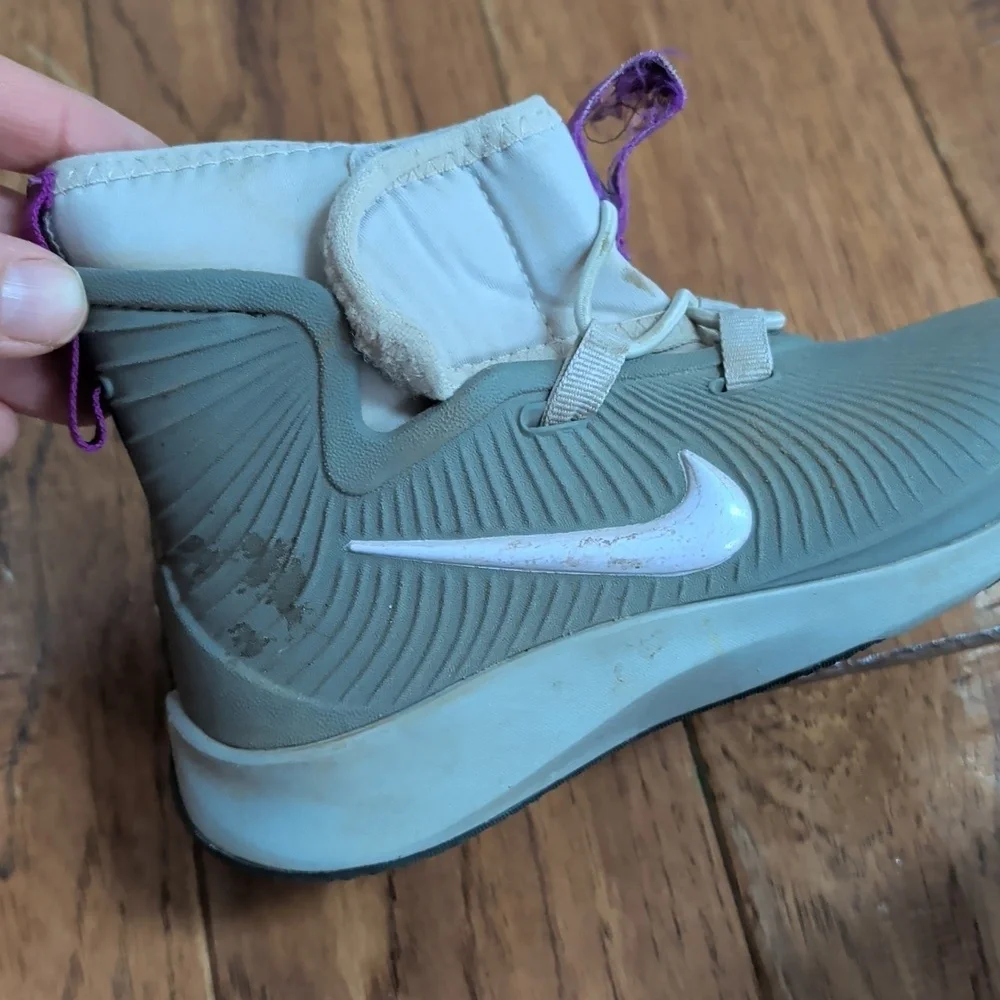 Nike Binzie Kids Rubber Rain Boots- Gray and Purple